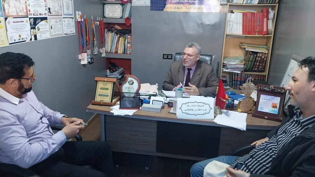 استقبل الرئيس المدير العام لأكاديمية علاء الدين الدولية ذ عبد الغاني بوشيخي، زوال يوم السبت 26 أبريل بمكتبه بالمقر العام للأكاديمية بالناظور السيد عبد السلام بولعيون مؤسس رياضة أبيناكا